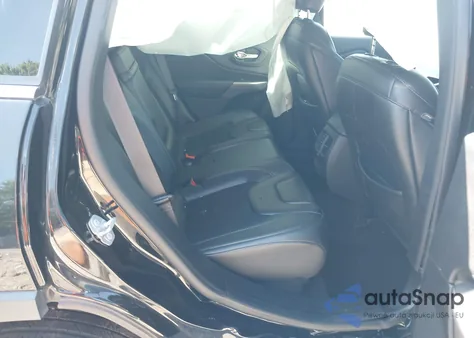 2019 Jeep Cherokee Latitude Plus 4X4 из США, поврежденный, VIN 1C4PJMLXXKD369536